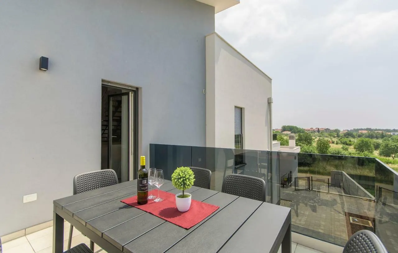 Apartment Lunne Novigrad  0*, Novigrad (Istria)