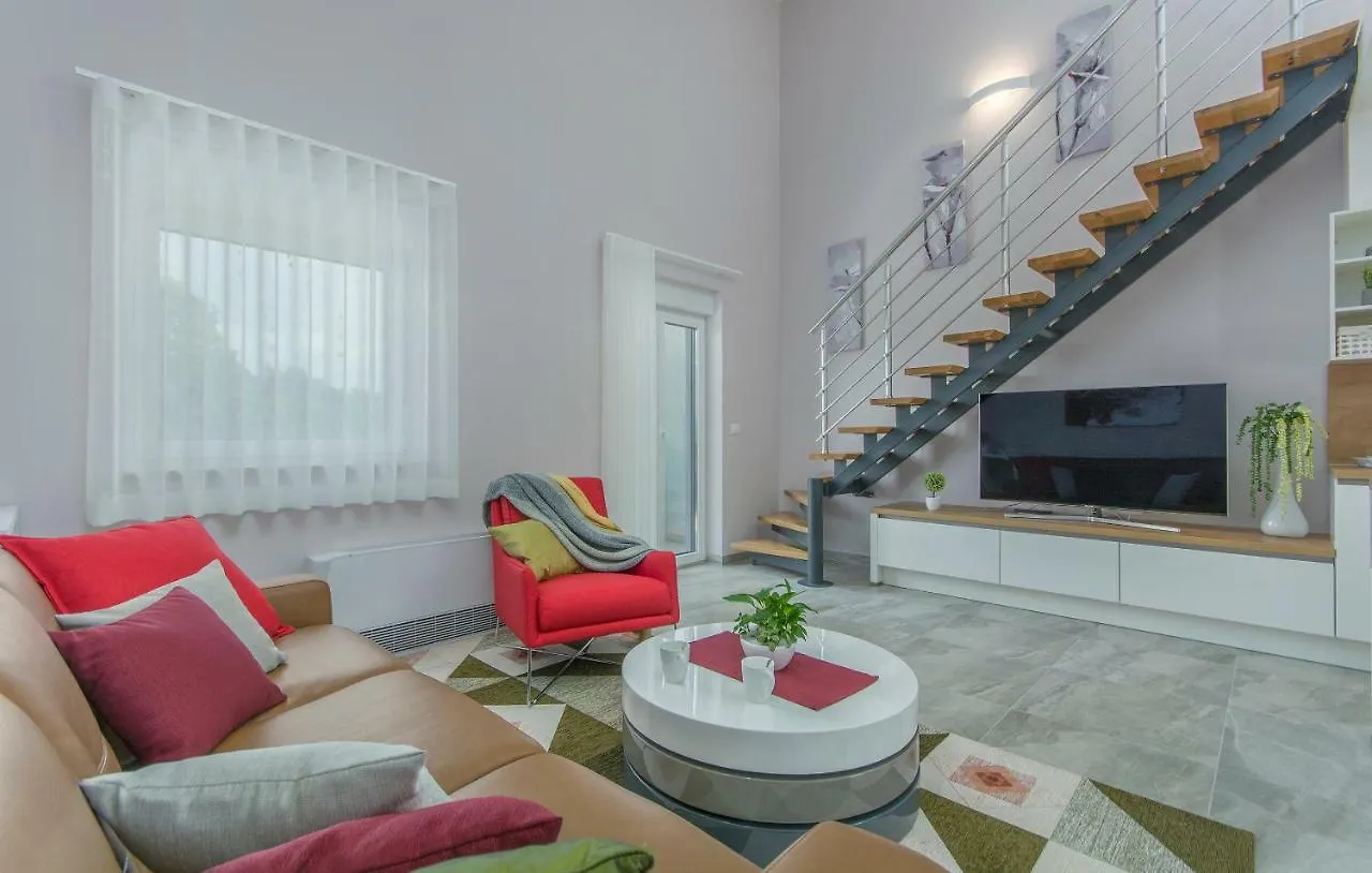 Apartment Lunne Novigrad Istria 0*,