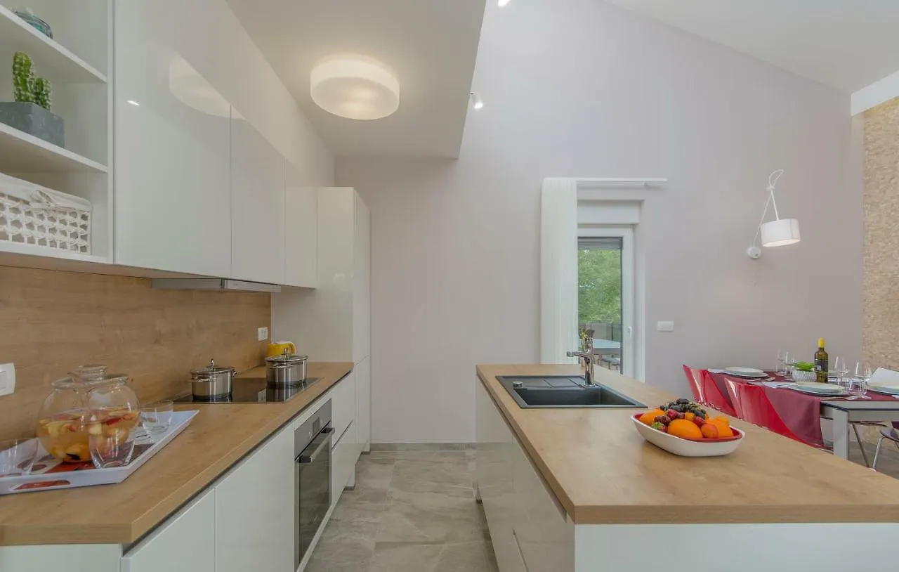 Apartment Lunne Novigrad Istria Κροατία